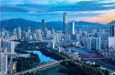 专业服务,打造国际一流模特团队 专业服务,打造国际一流模特团队